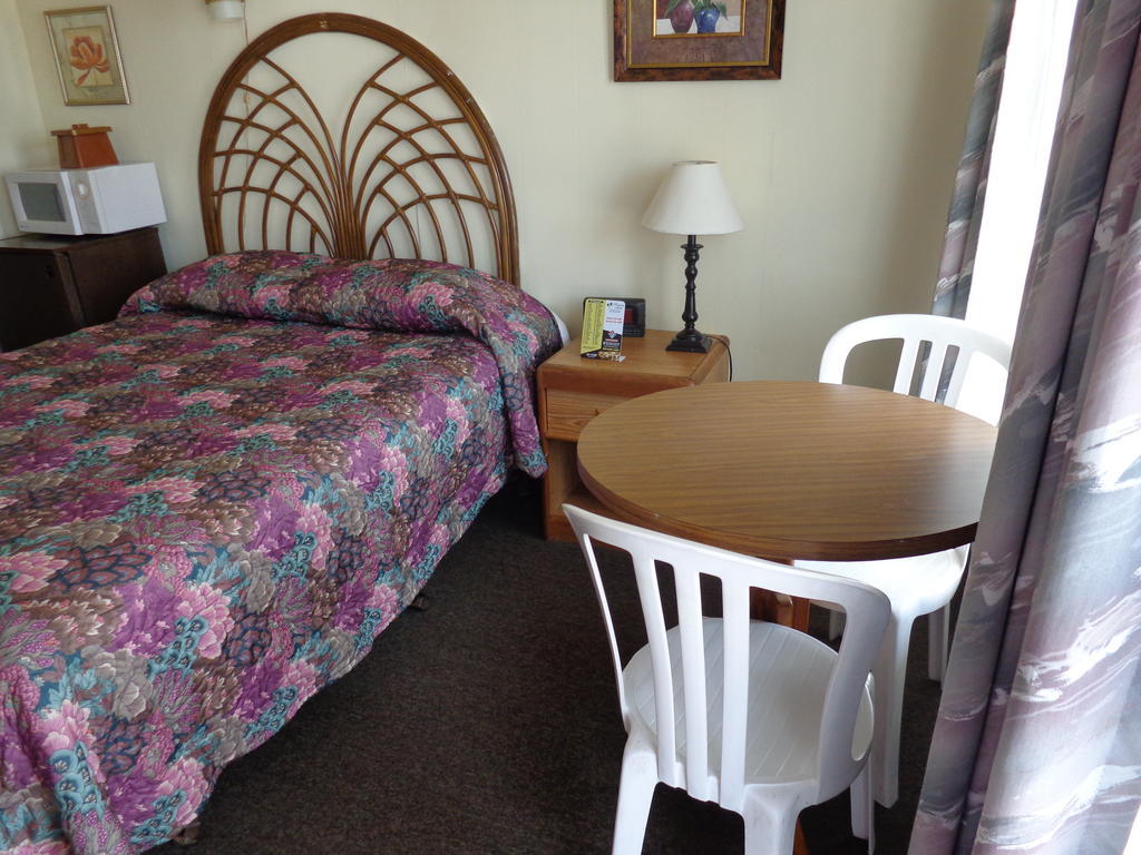 וויילדווד Fountain Motel חדר תמונה